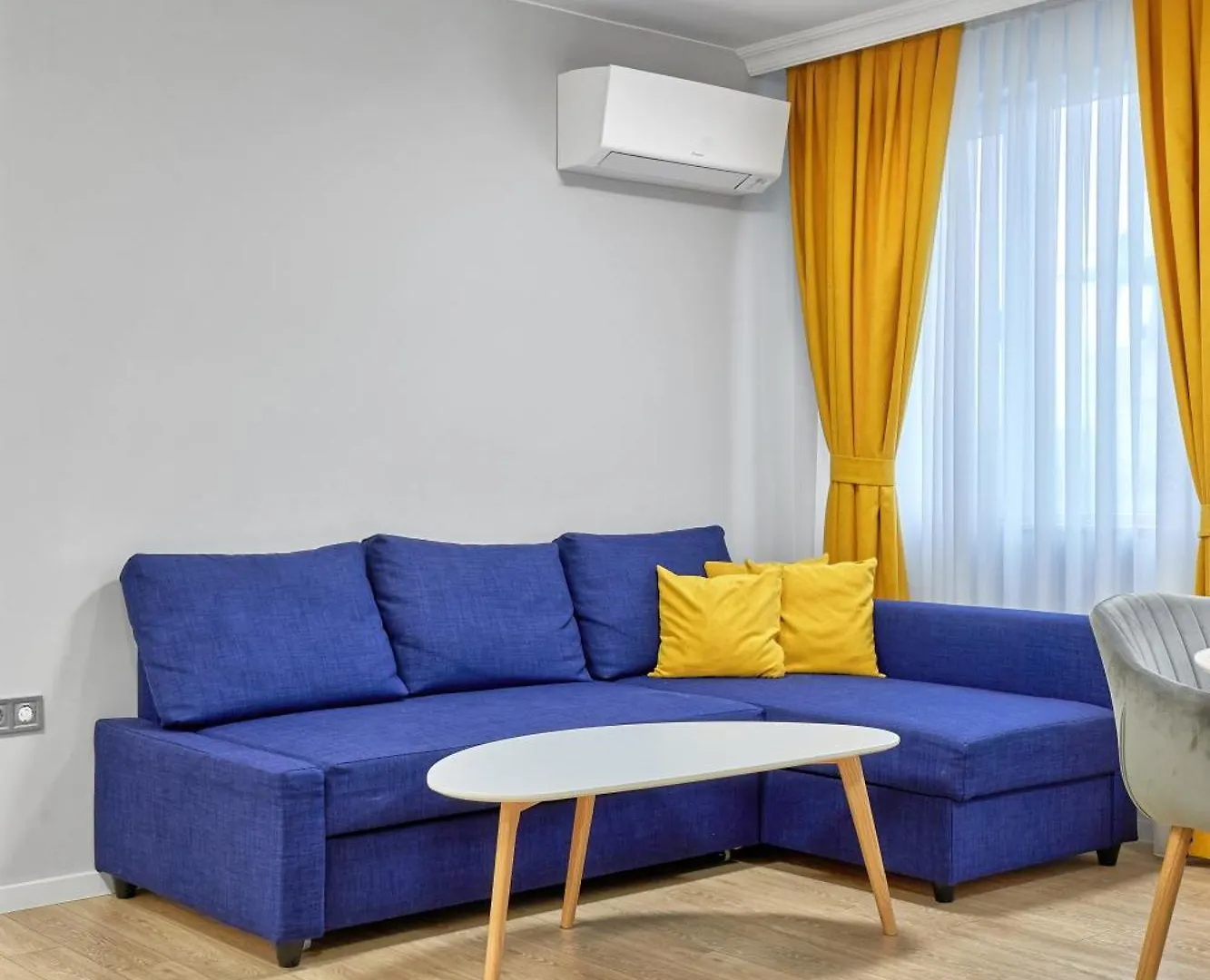 Apartment Sunny Haven In Burgas - New Apt With Parking By Flat Mаnаger